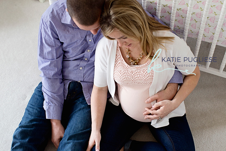 11-CT-Maternity-Couples-Photographer