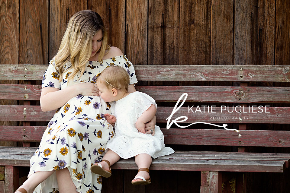 Mommy and daughter maternity photography