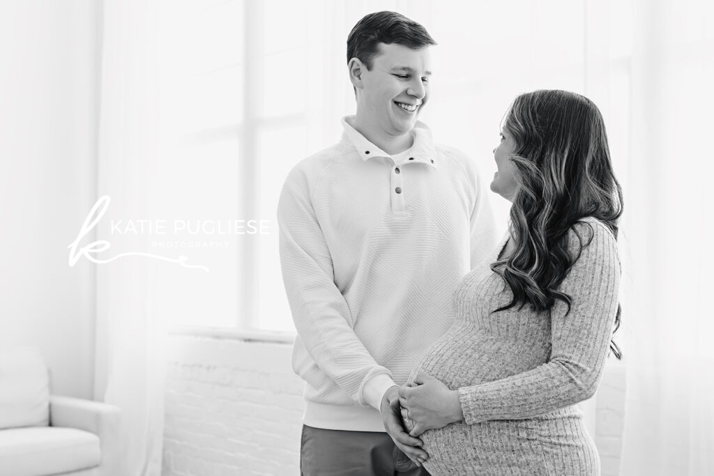 Hartford CT Maternity photographer