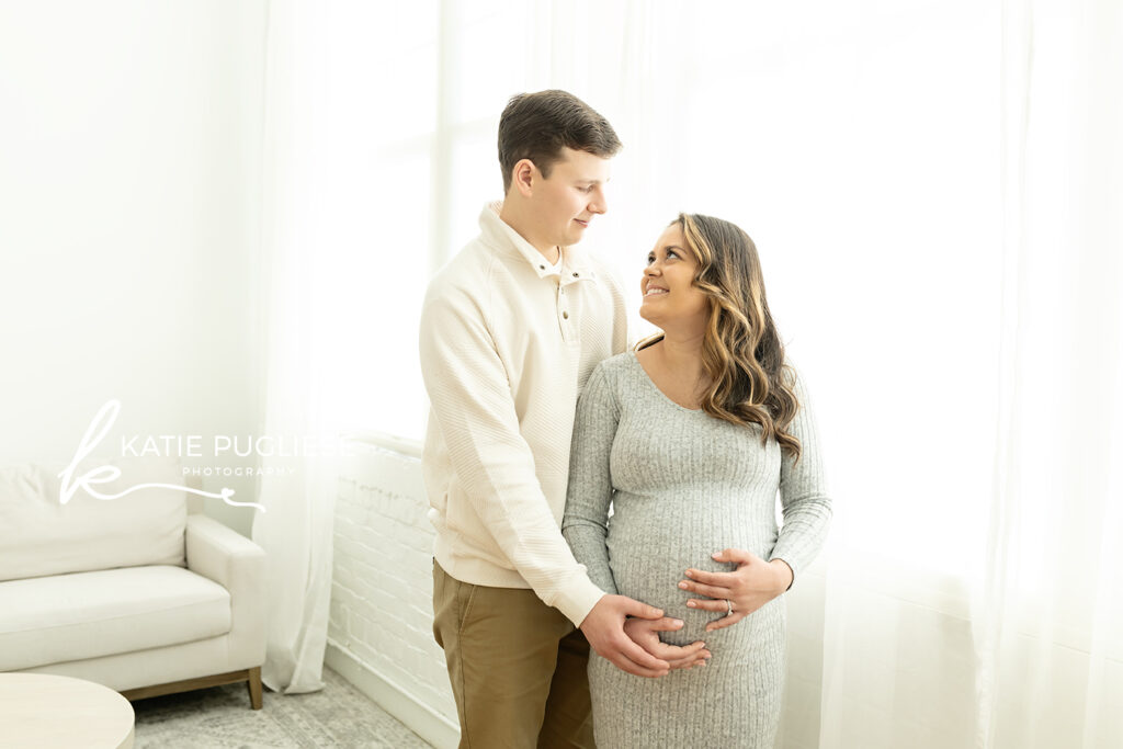 CT Maternity Photographer