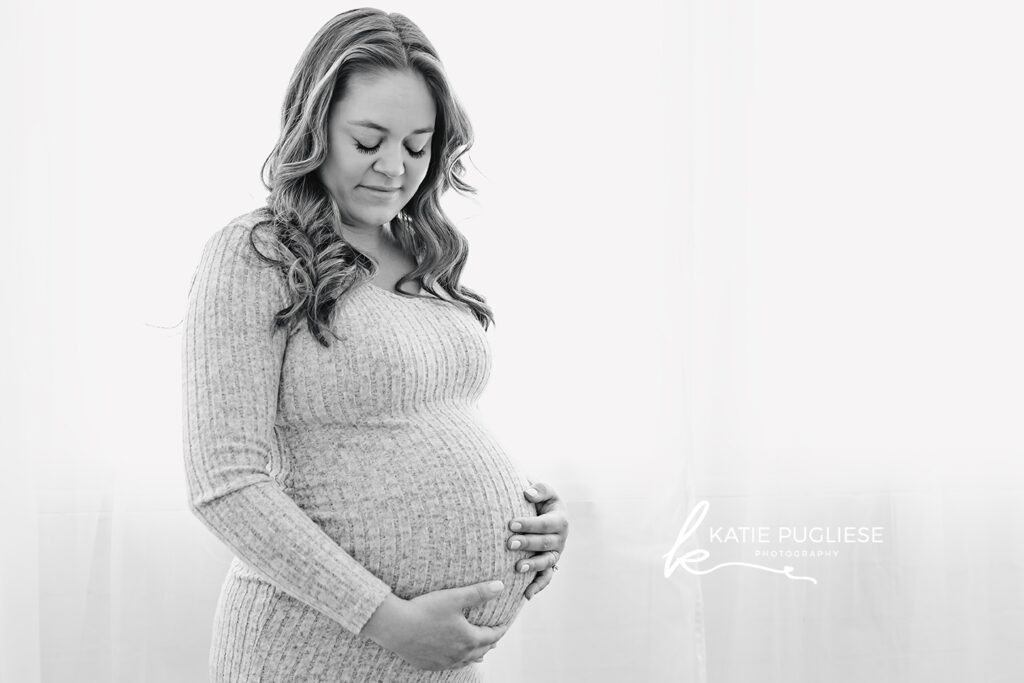 CT Maternity Photographer